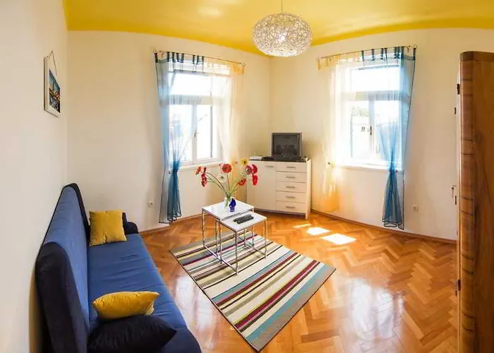 Sanda 3* Spalato